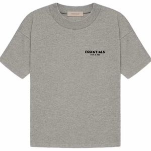 Fear of God Essentials T-shirt (SS22)
Dark Oatmeal